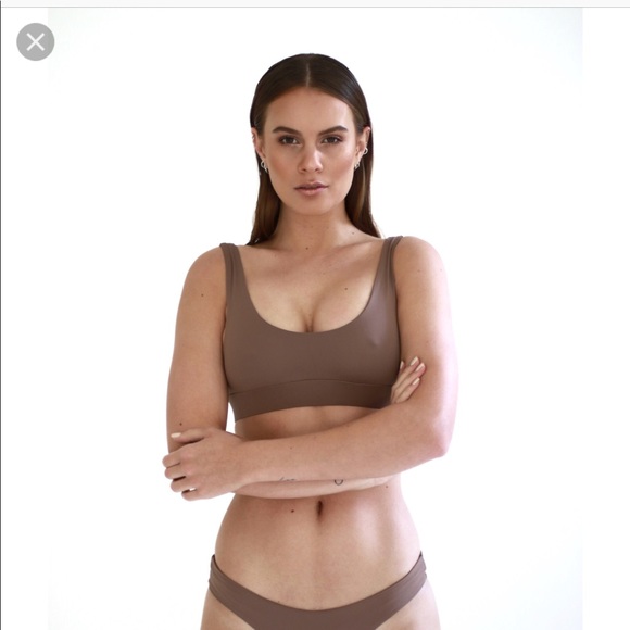 Other - Myra jagger top in mocha